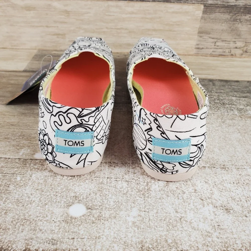 Toms Alpargata Womens Loafers Shoe Sz 5 Slip On Coloring Book Print
